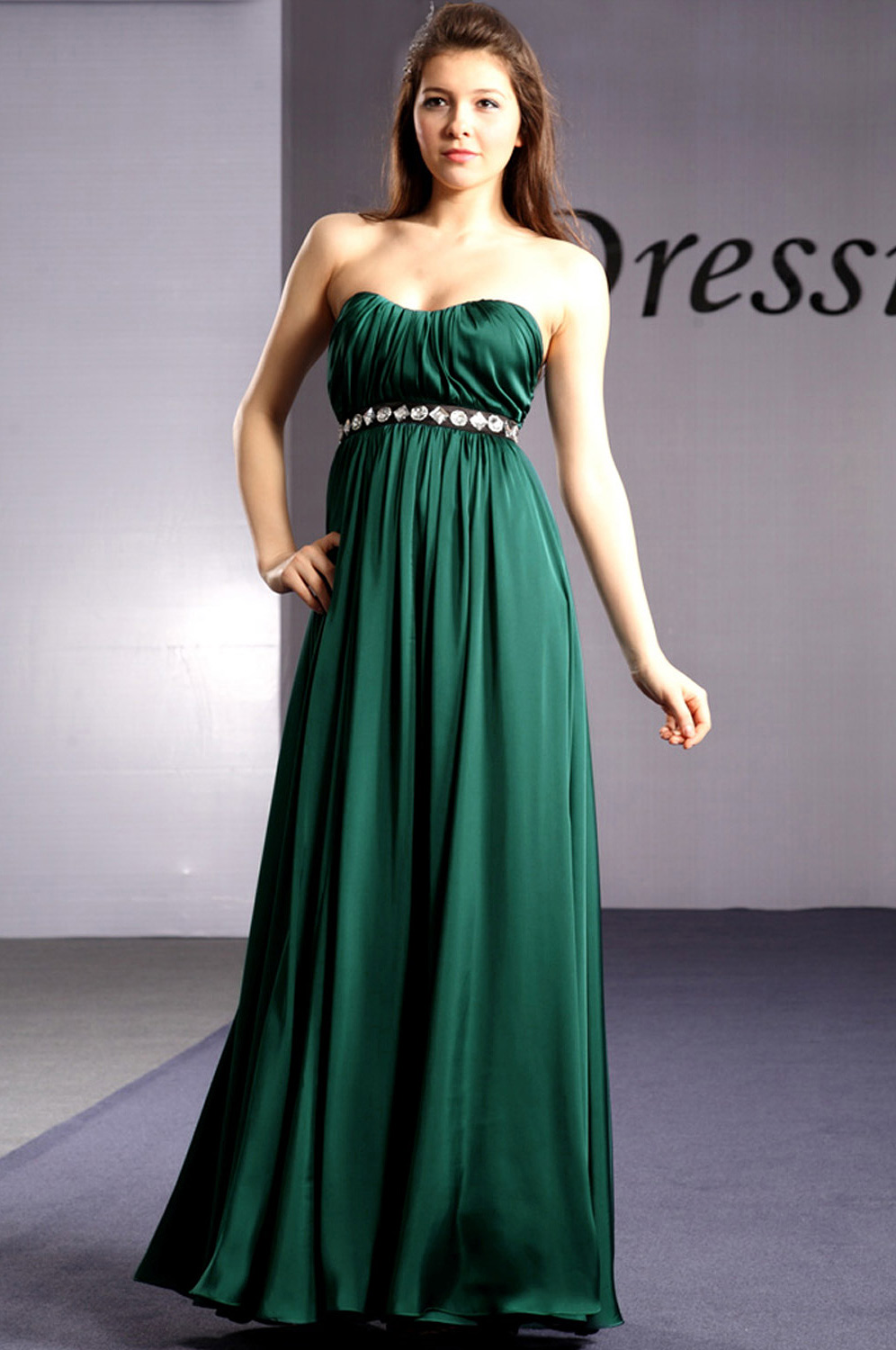 Charming strapless Evening Dress