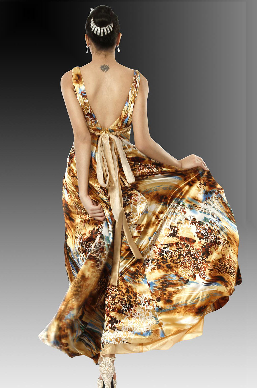 Amazing Elegant Evening Dress