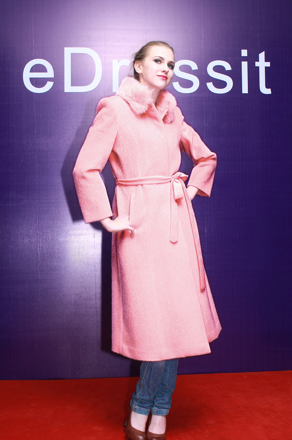 Neuer Pinker Frauen Mantel