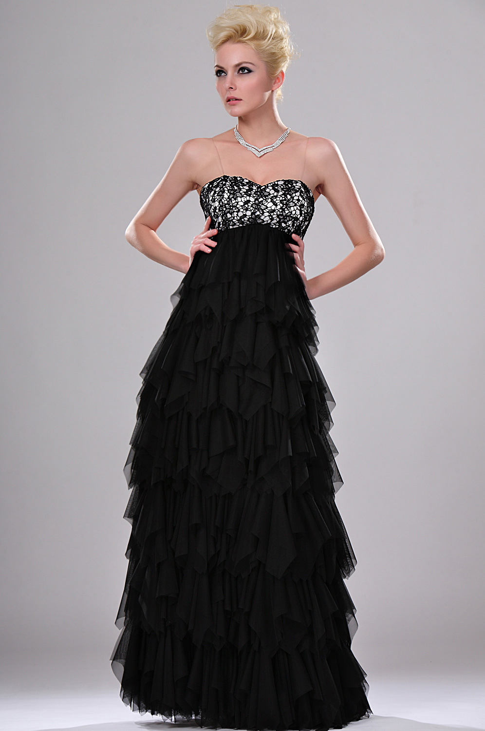 New Black Lace Sweetheart Evening Gown