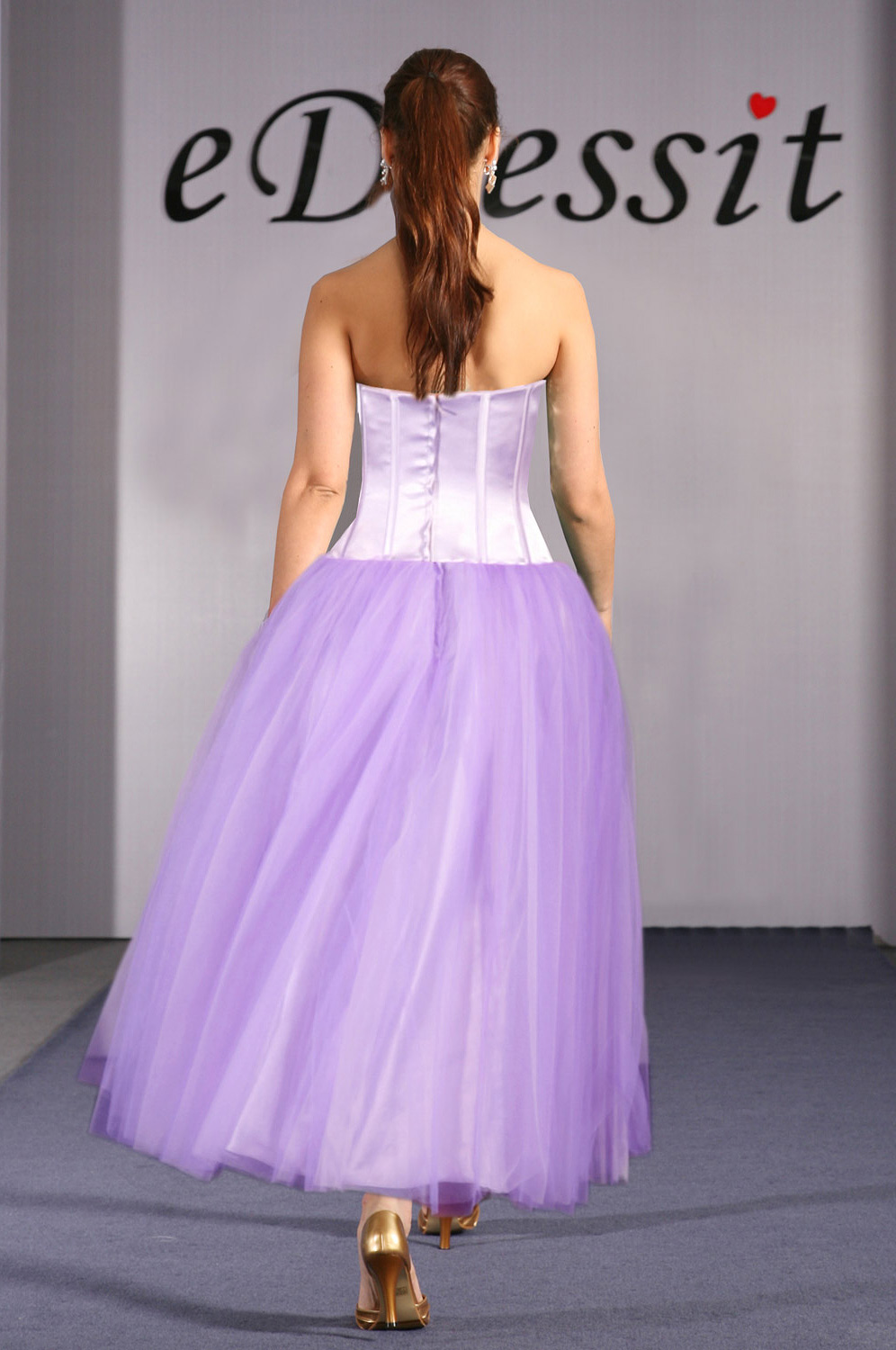 Gorgeous Purple Strapless Prom Gown