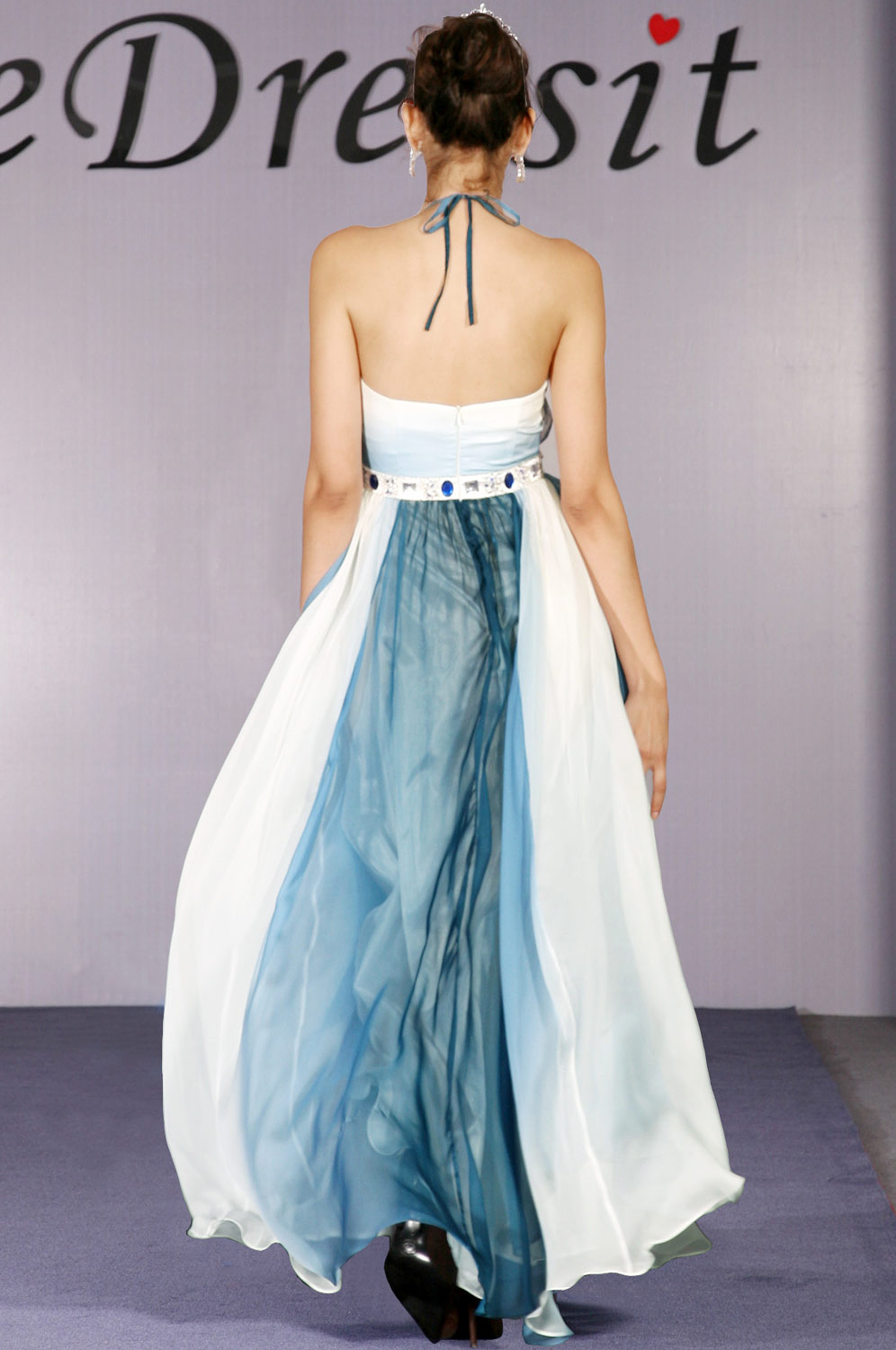 Halter Fächer-Form Sexy Abendkleid