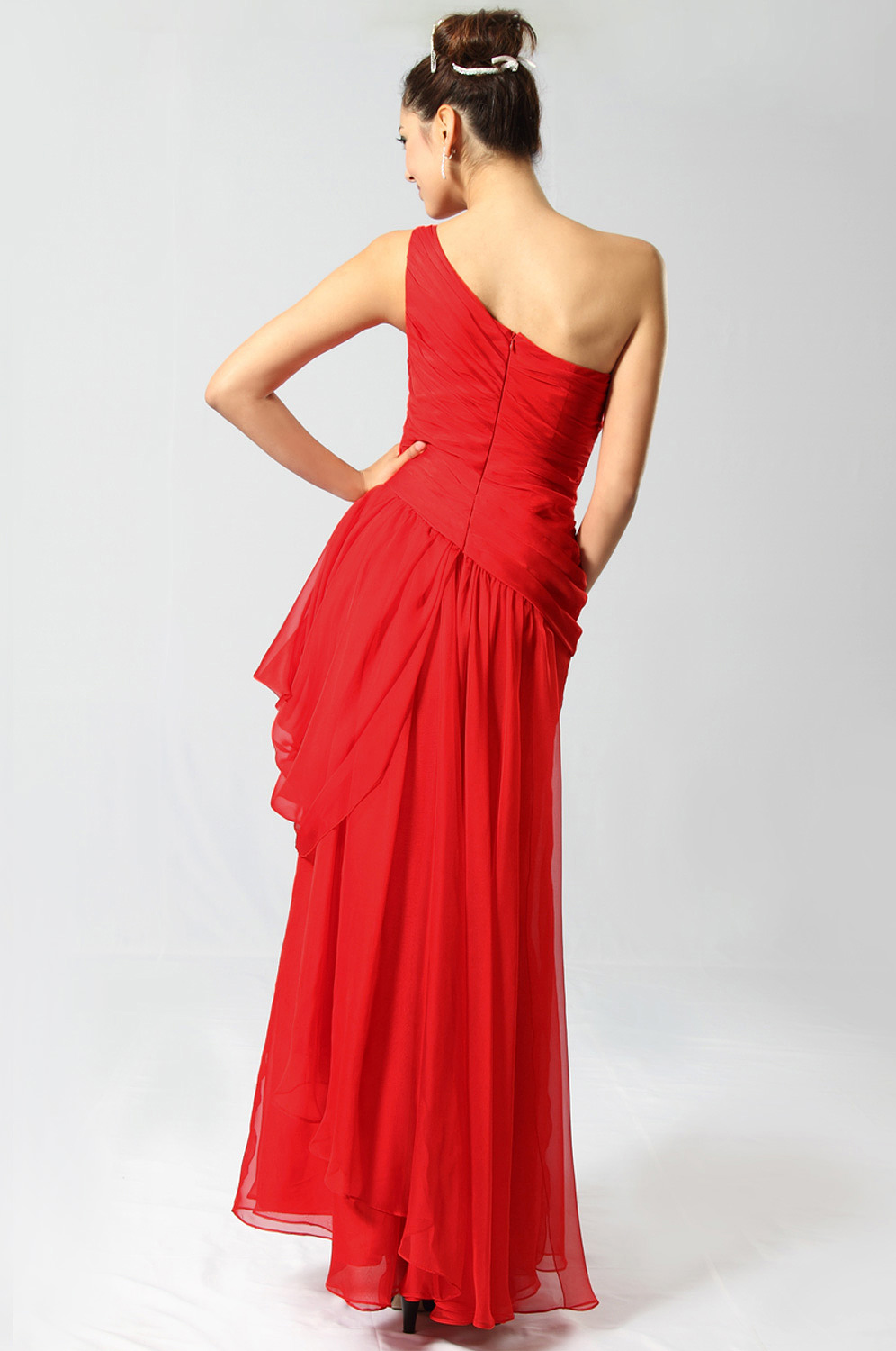 очаровательное  вечерние платья