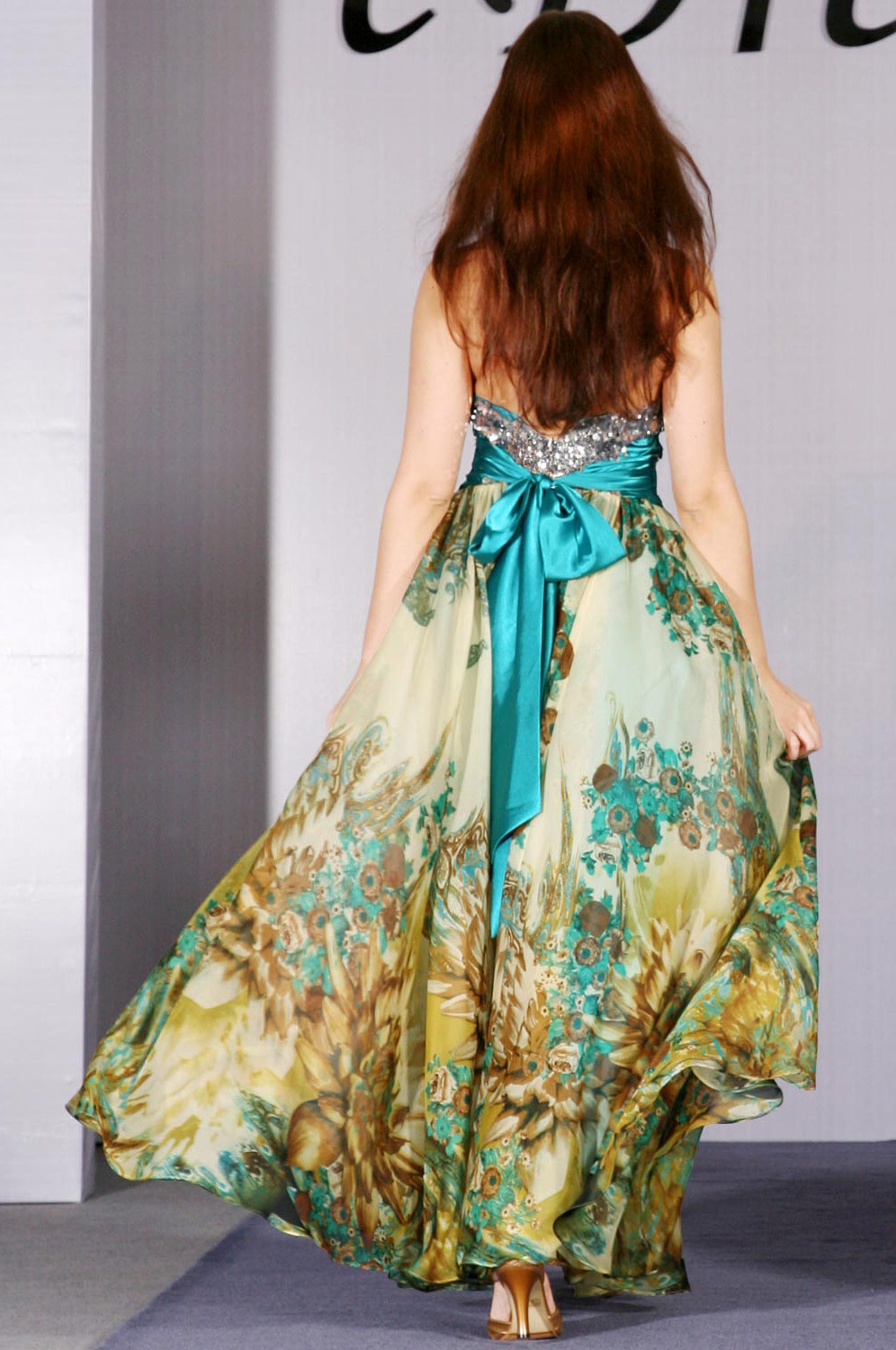 Strapless Elegant Party Dress