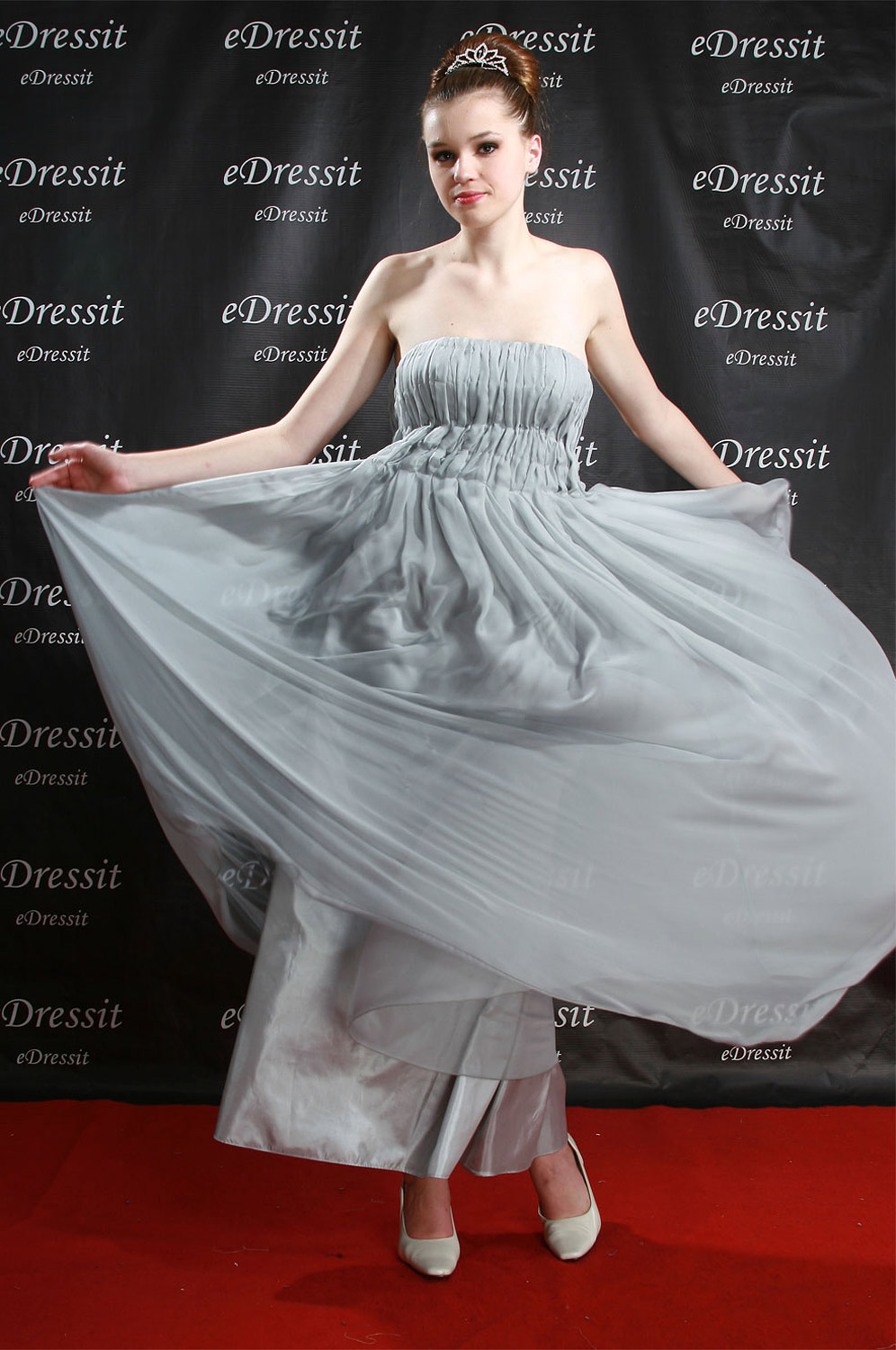 Nuevo Gris Vestido de Fiesta/Noche