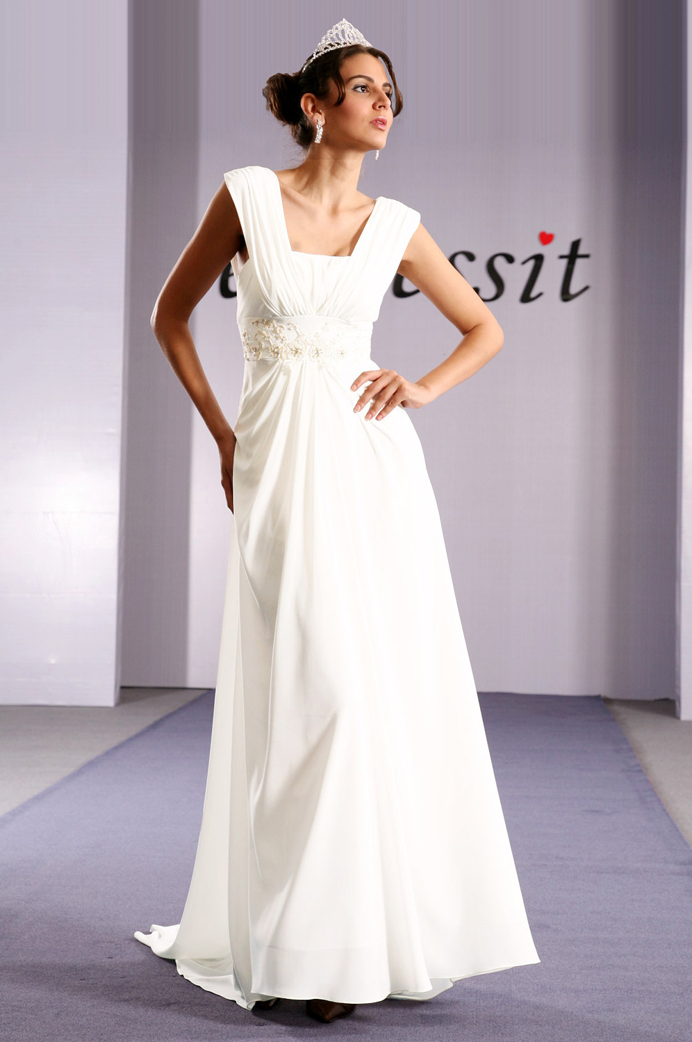 Elegant White Evening Dress