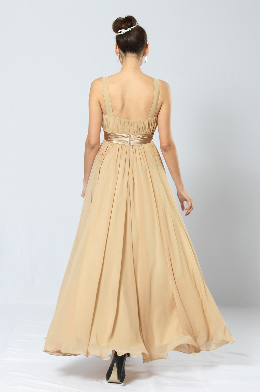 Elegant diamonds Soiree Robe Beige