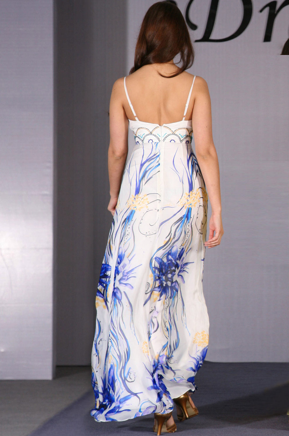 100% Silk weiss Luxuriöses Abendkleid/Ballkleid