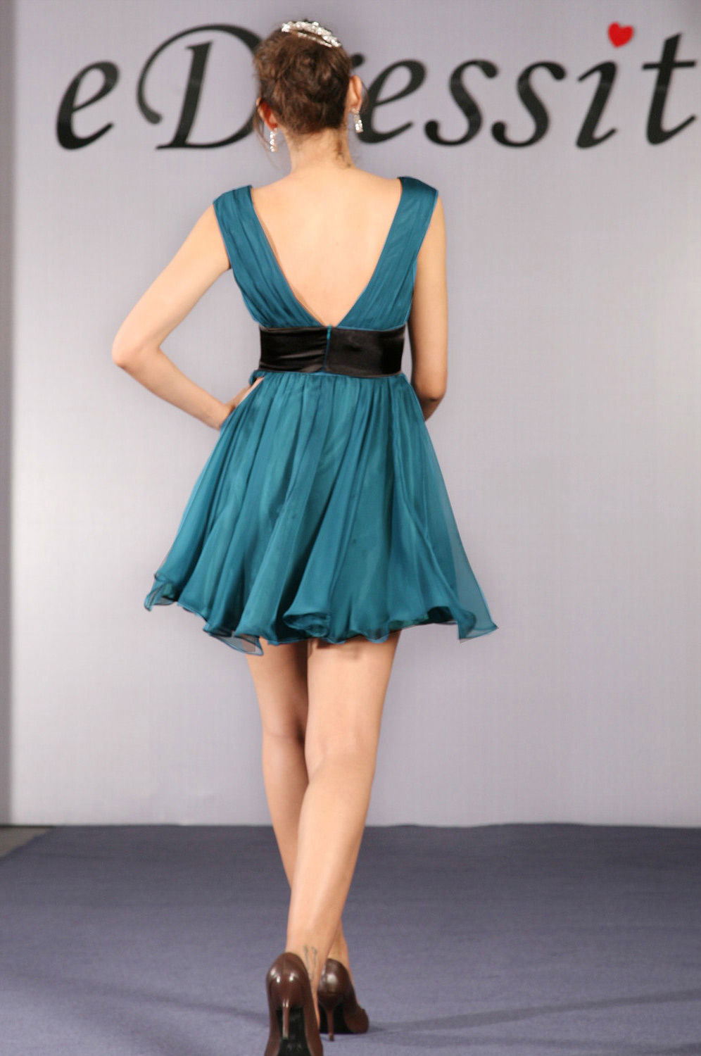 Black Lively Herziges Cocktailkleid