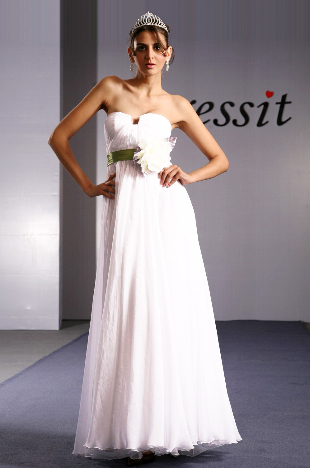 Elegant strapless U bustline Evening Dress