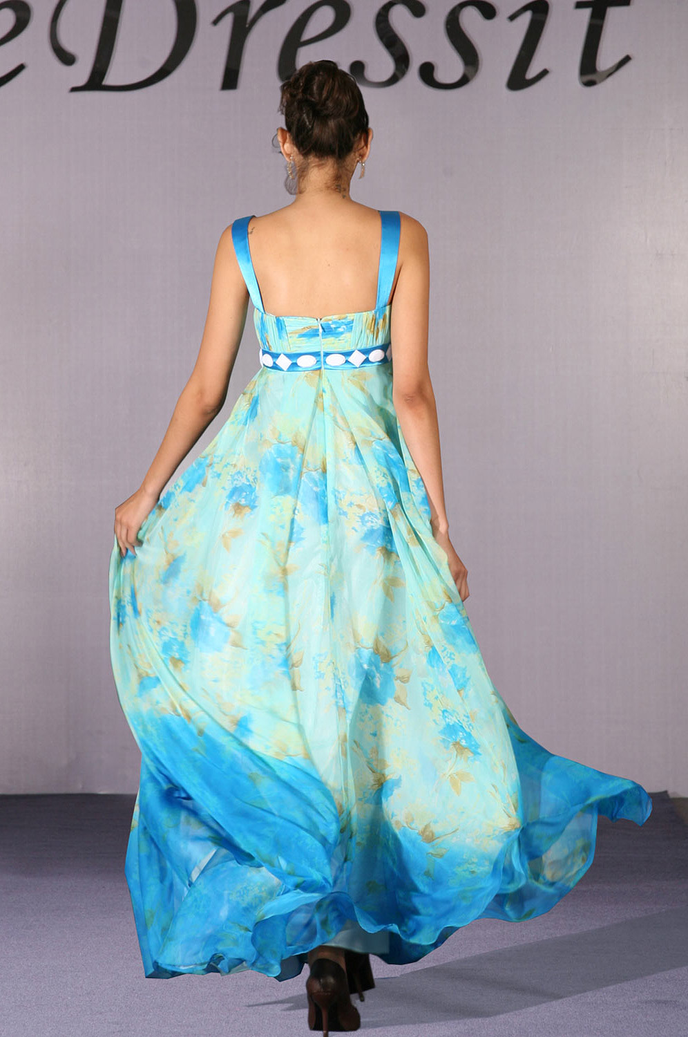 Gorgeous Floral Evening Dress