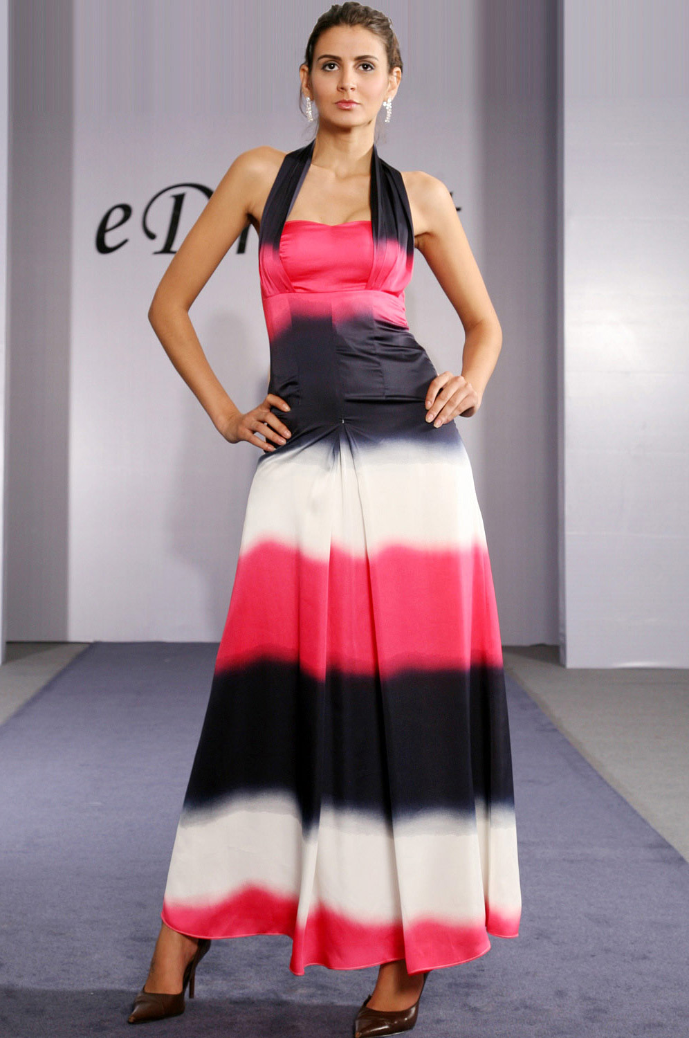 Robe de soirée/élégante/soutenu/à la mode