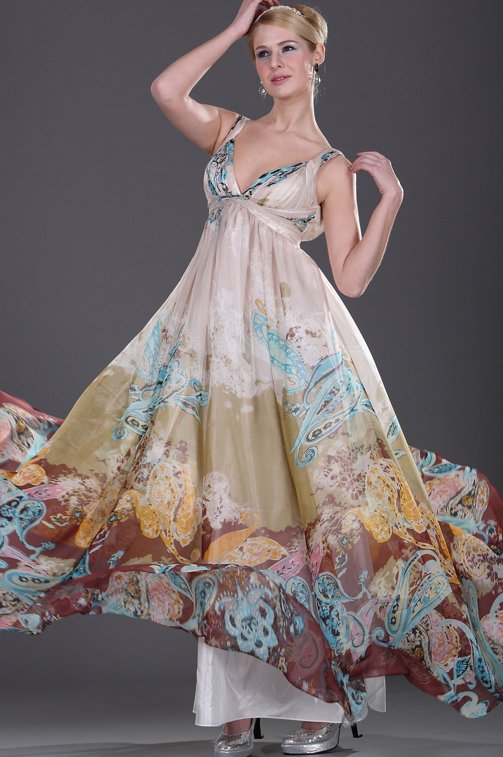 Träger  tiefer V-Schnitt  flora Abendkleid