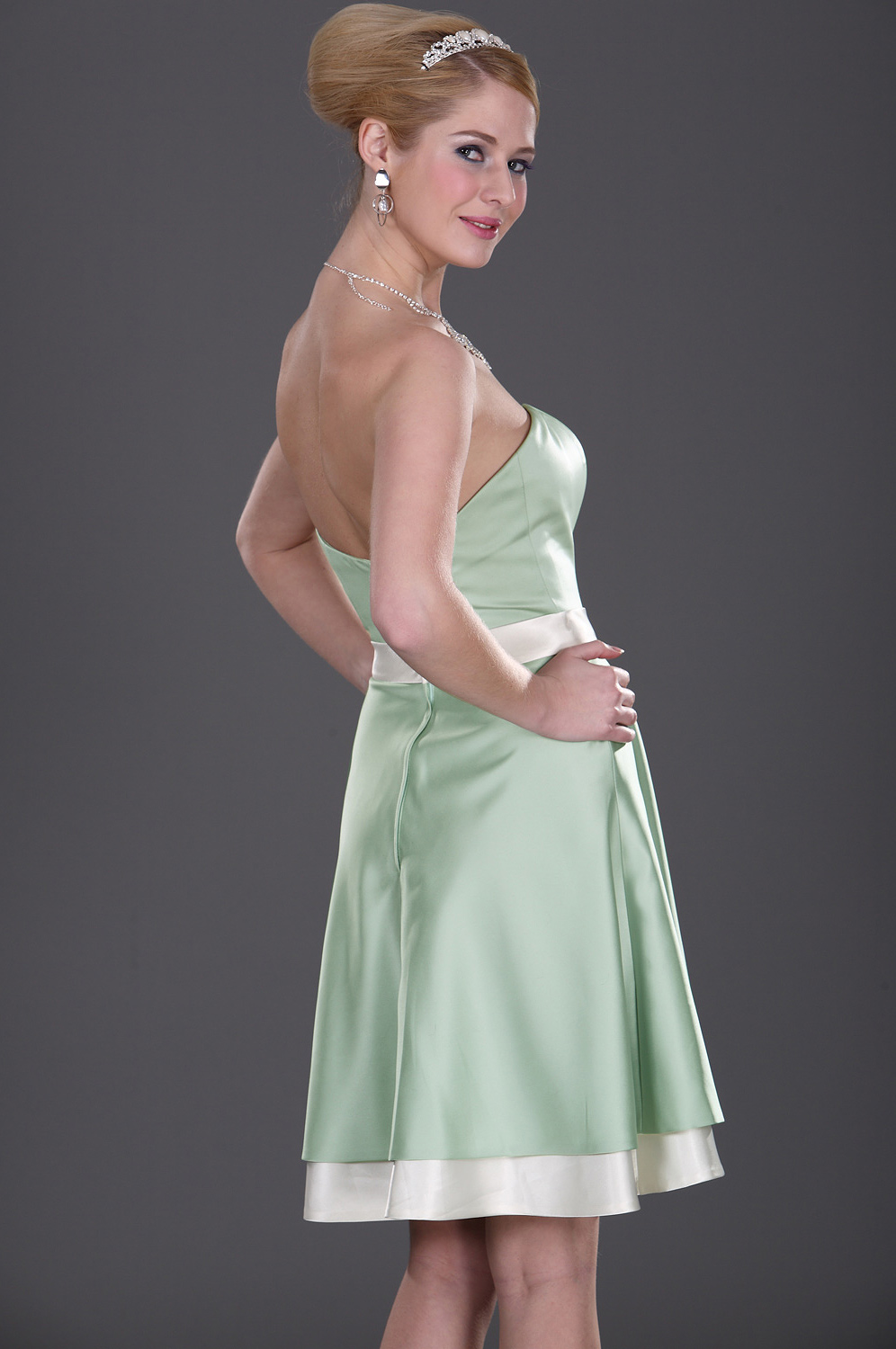 Puro Vestido de Dama ,sin Tirante,