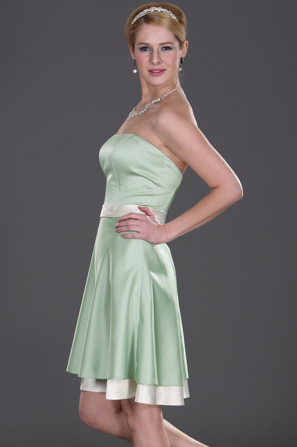 Puro Vestido de Dama ,sin Tirante,