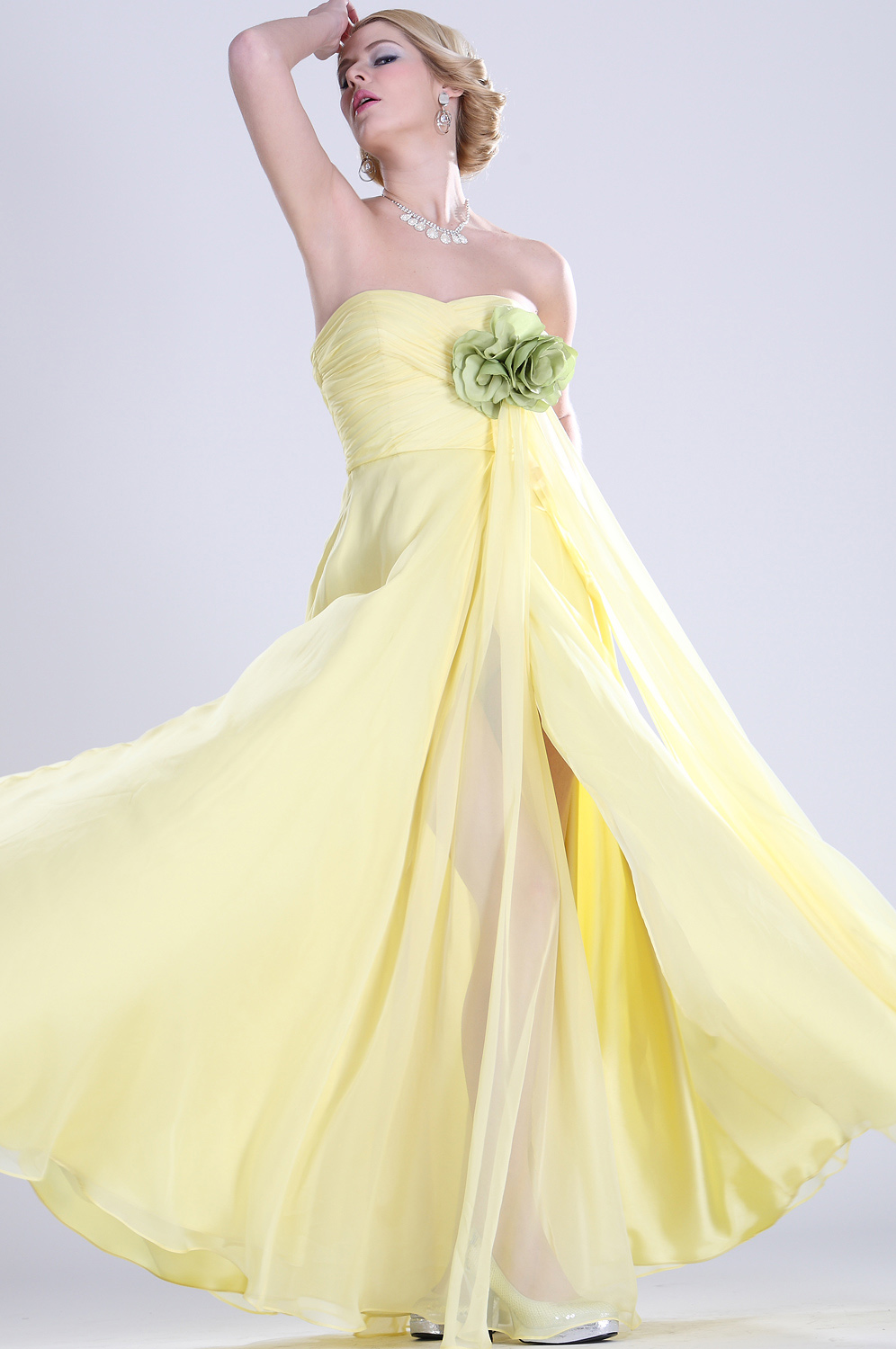 Trägerlos  Elegant Blume  scharmant gelb Abendkleid