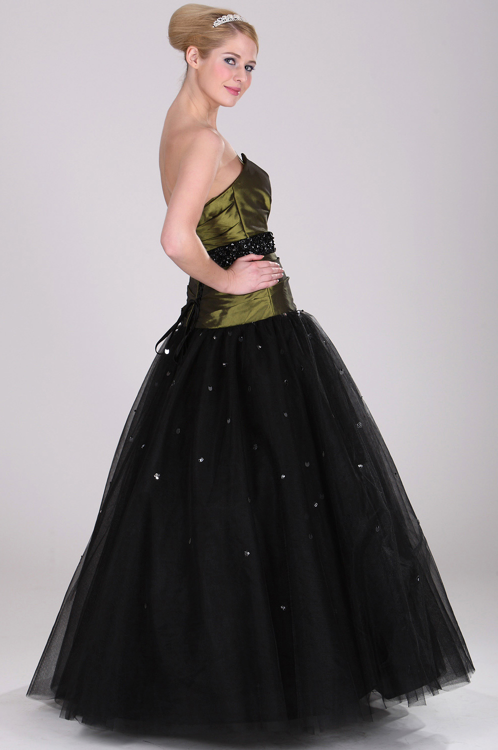 Trägerlos  Elegant leuchtend Ballkleid