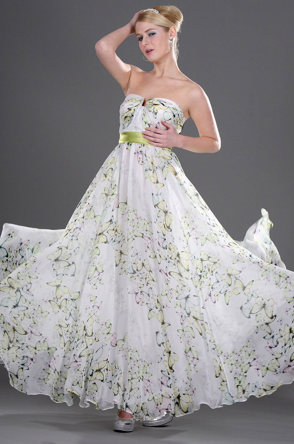 Elegante Vestido de Noche Sin Tirante