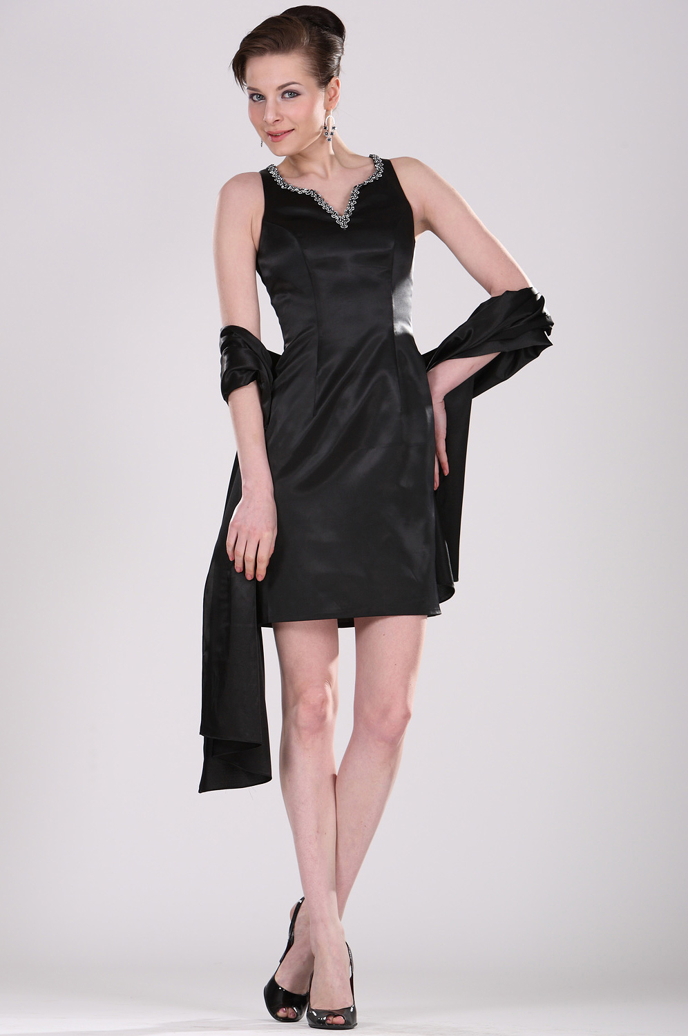 Elegante Vestido de Madre de Novia con chal