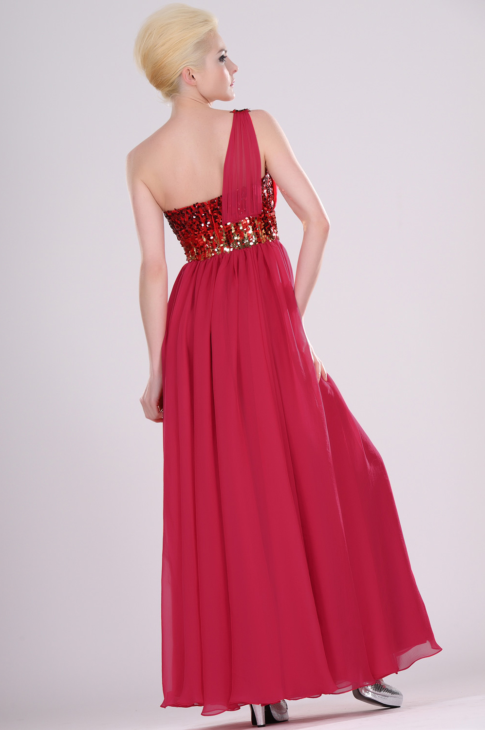 Passionate Single Shoulder Evening Dress