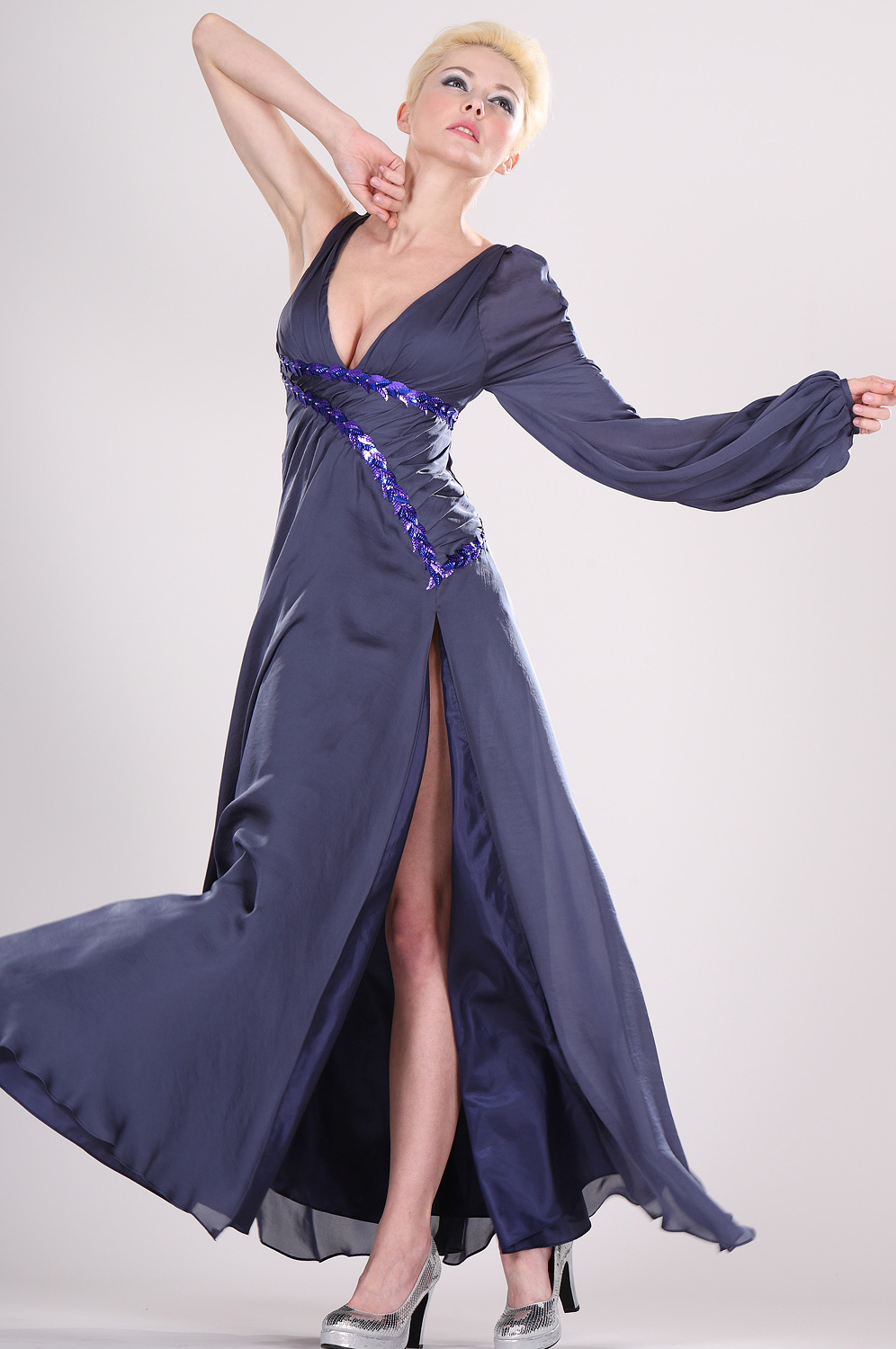 Ein-Aermel leuchtend Abendkleid--Gr44