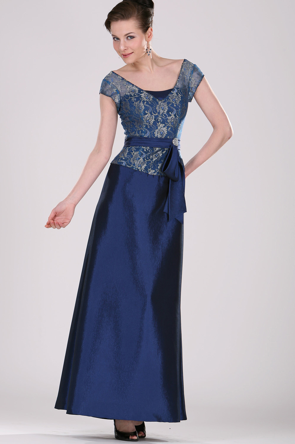 Nuevo vestido de Madre de la Novia Azul