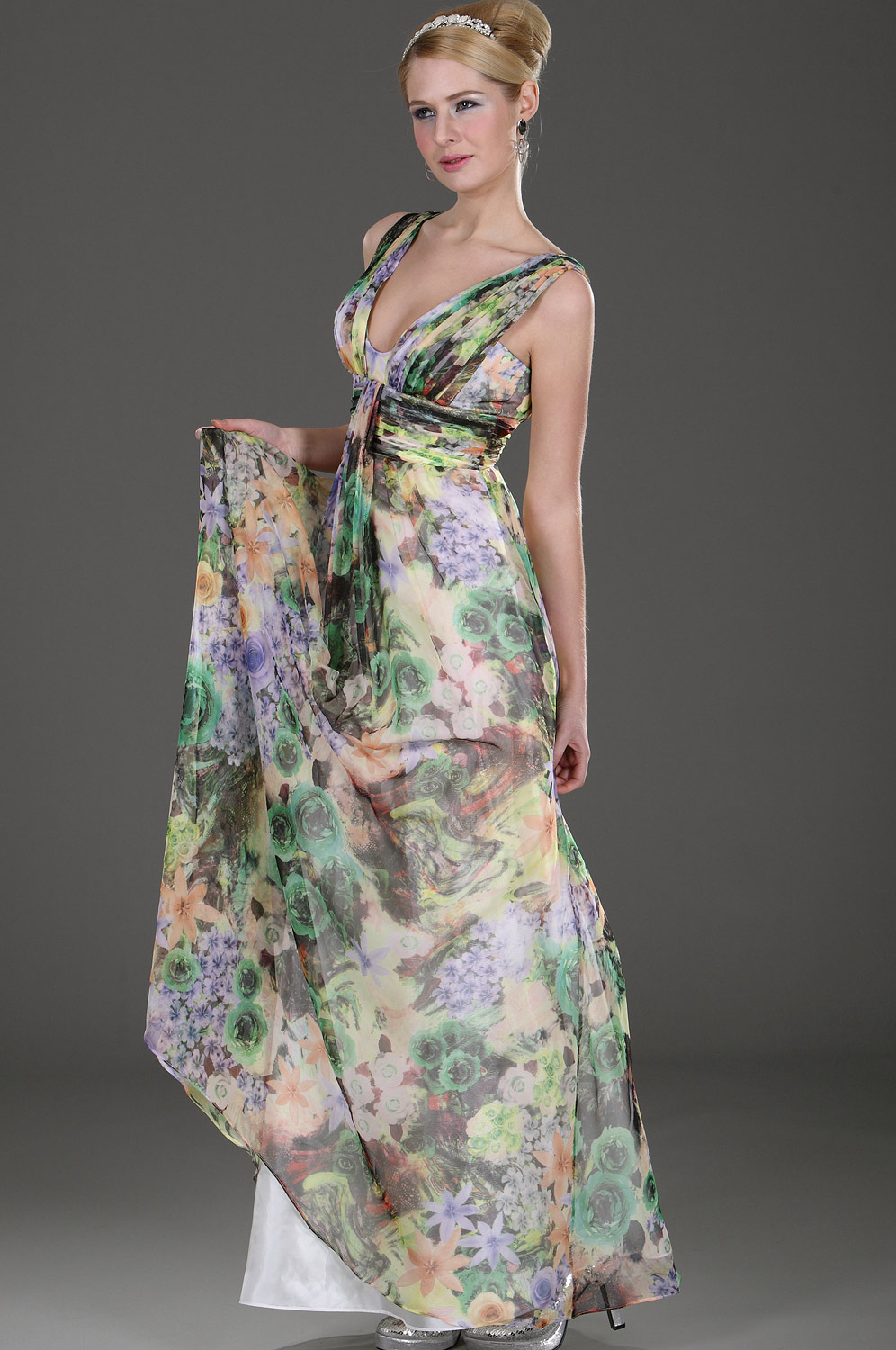 Träger  V-Schnitt scharmant flora  Abendkleid