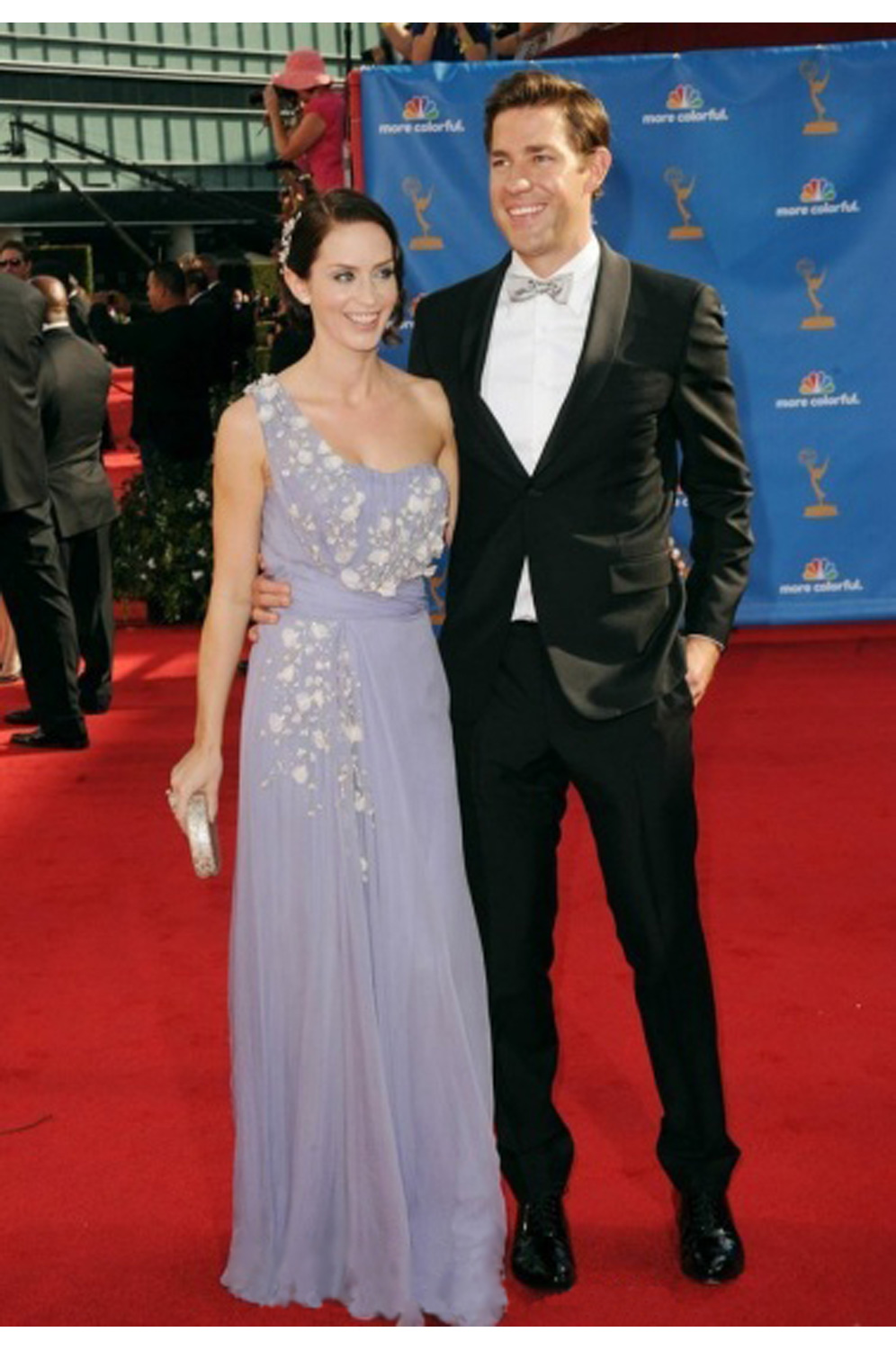 новое элегантное вечернее платье