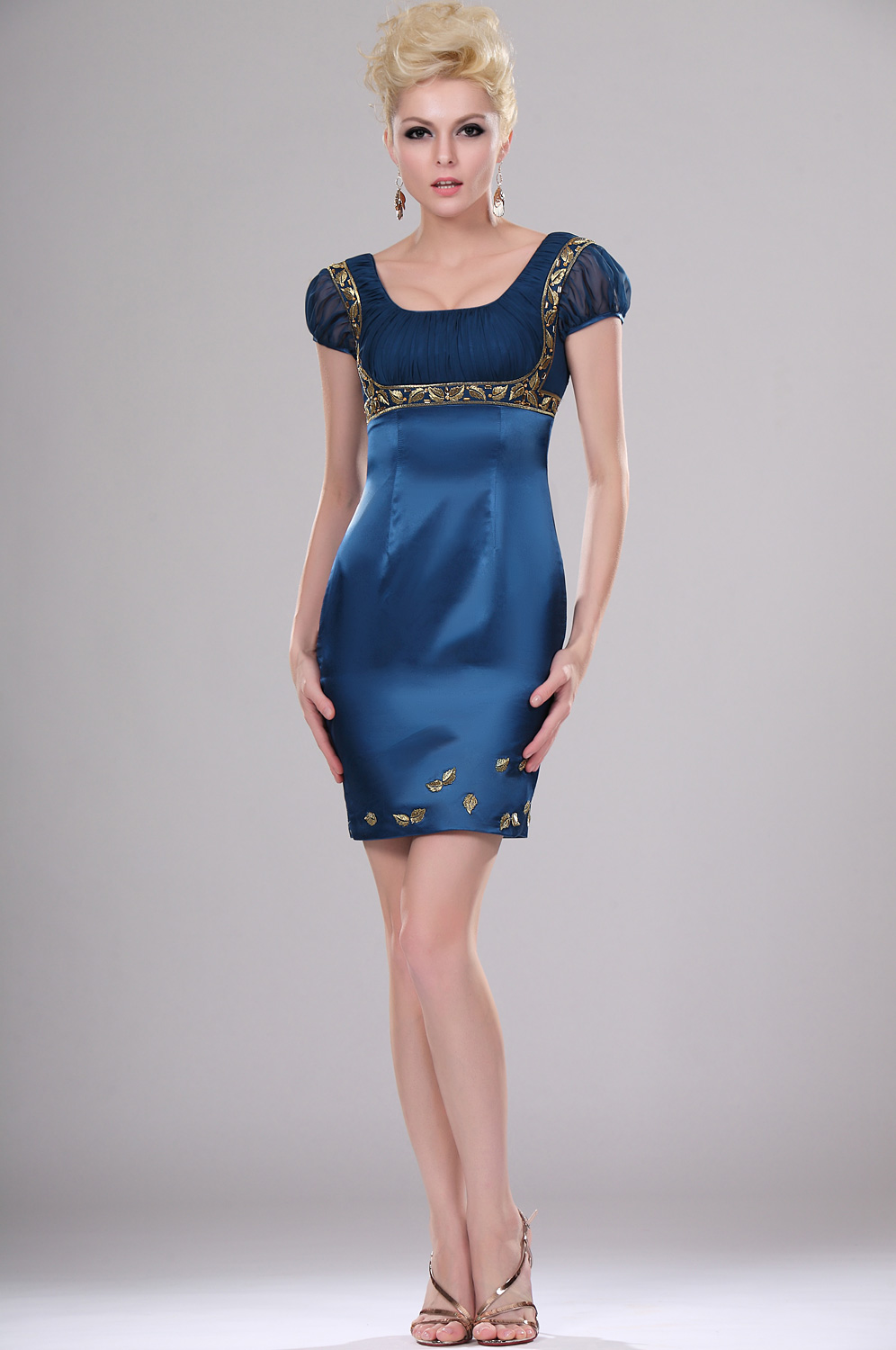 Popular estilo Corpiño Corto vestido de Còctel con Exquisito Bordado