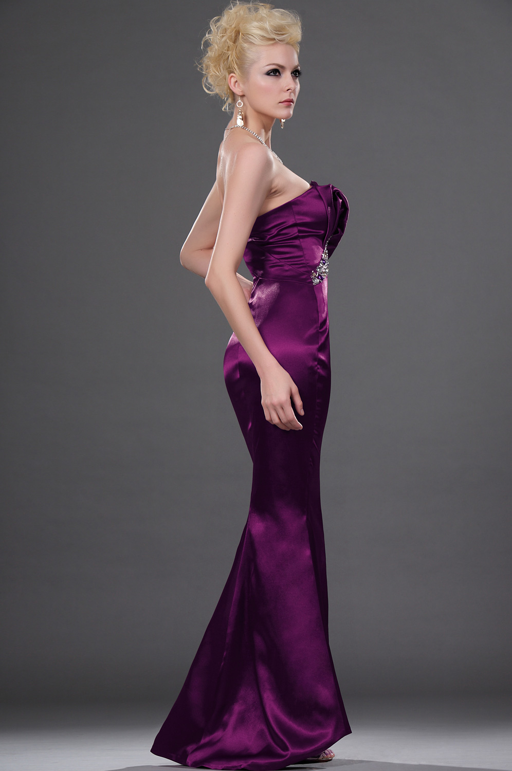 Unique Stylish Robe de Soiree