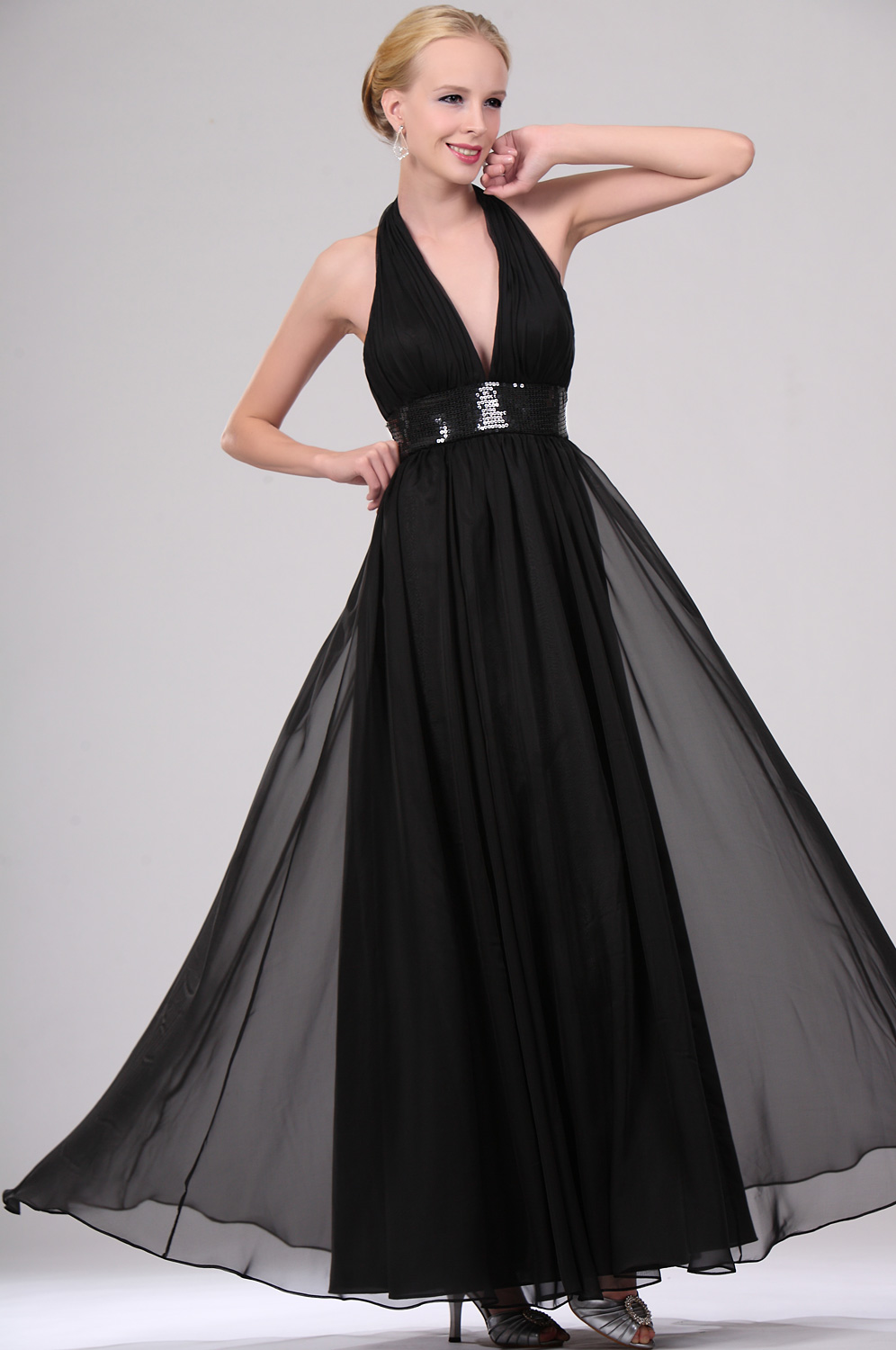 New Black Halter V-cut Evening Dress
