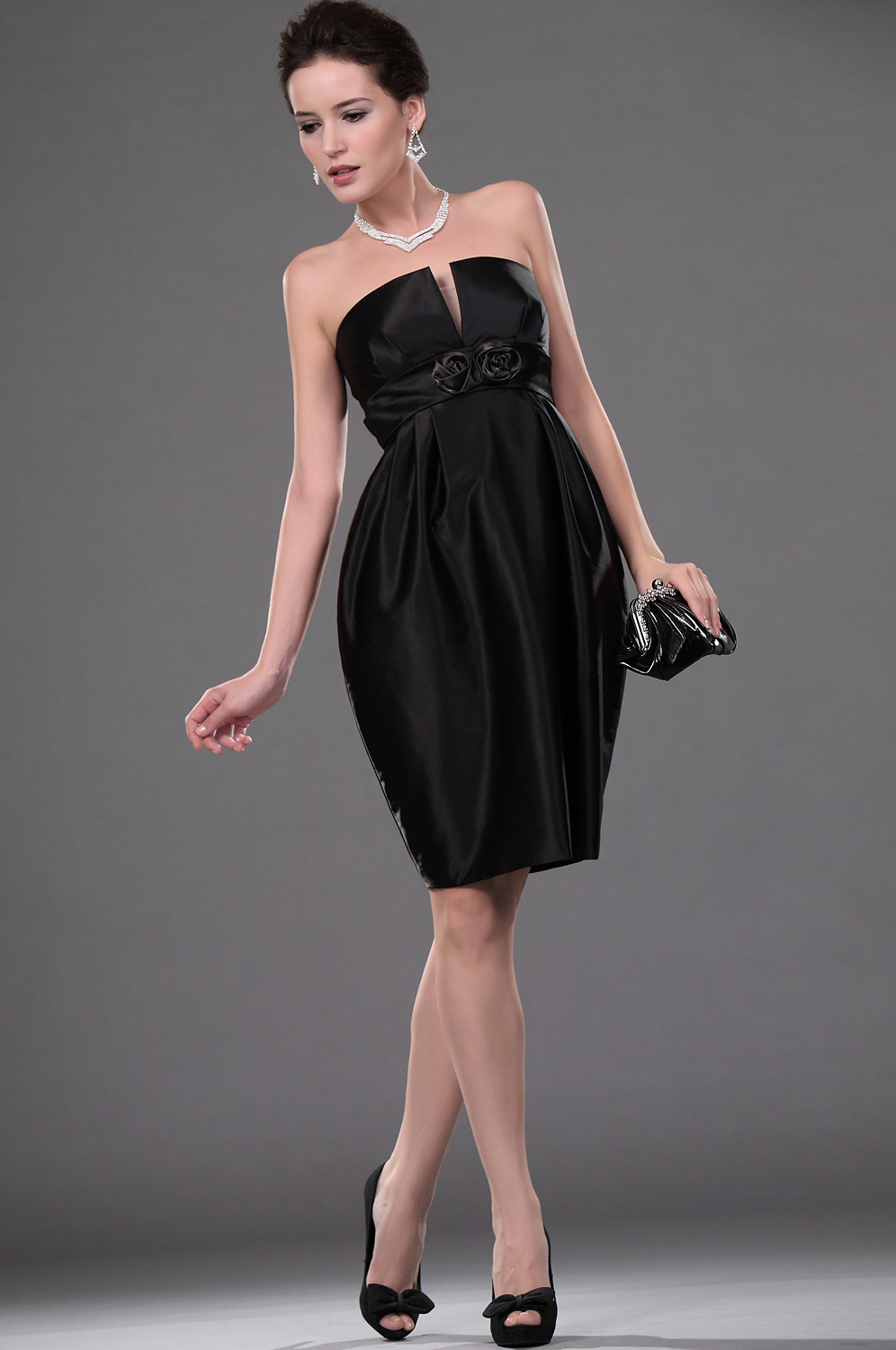 Neue Schwarz Traegerlos Knielang Party Kleid