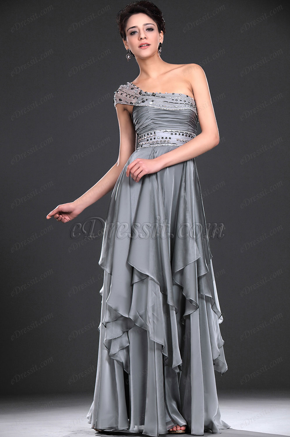 Новое очаровательное вечернее платье