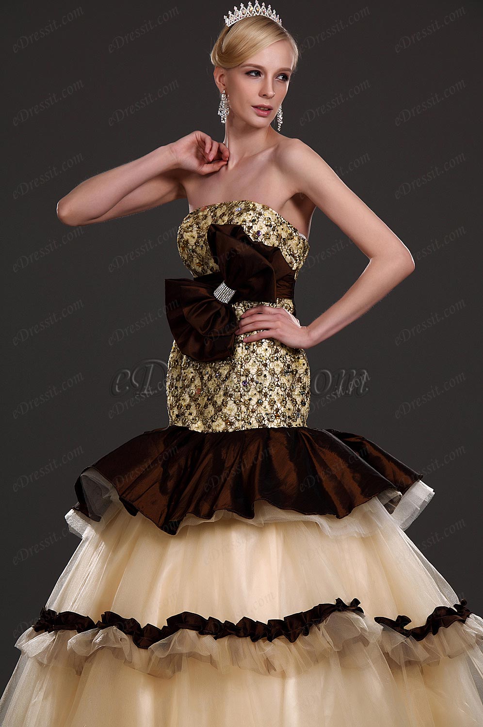 New Alluring Strapless Prom Gown