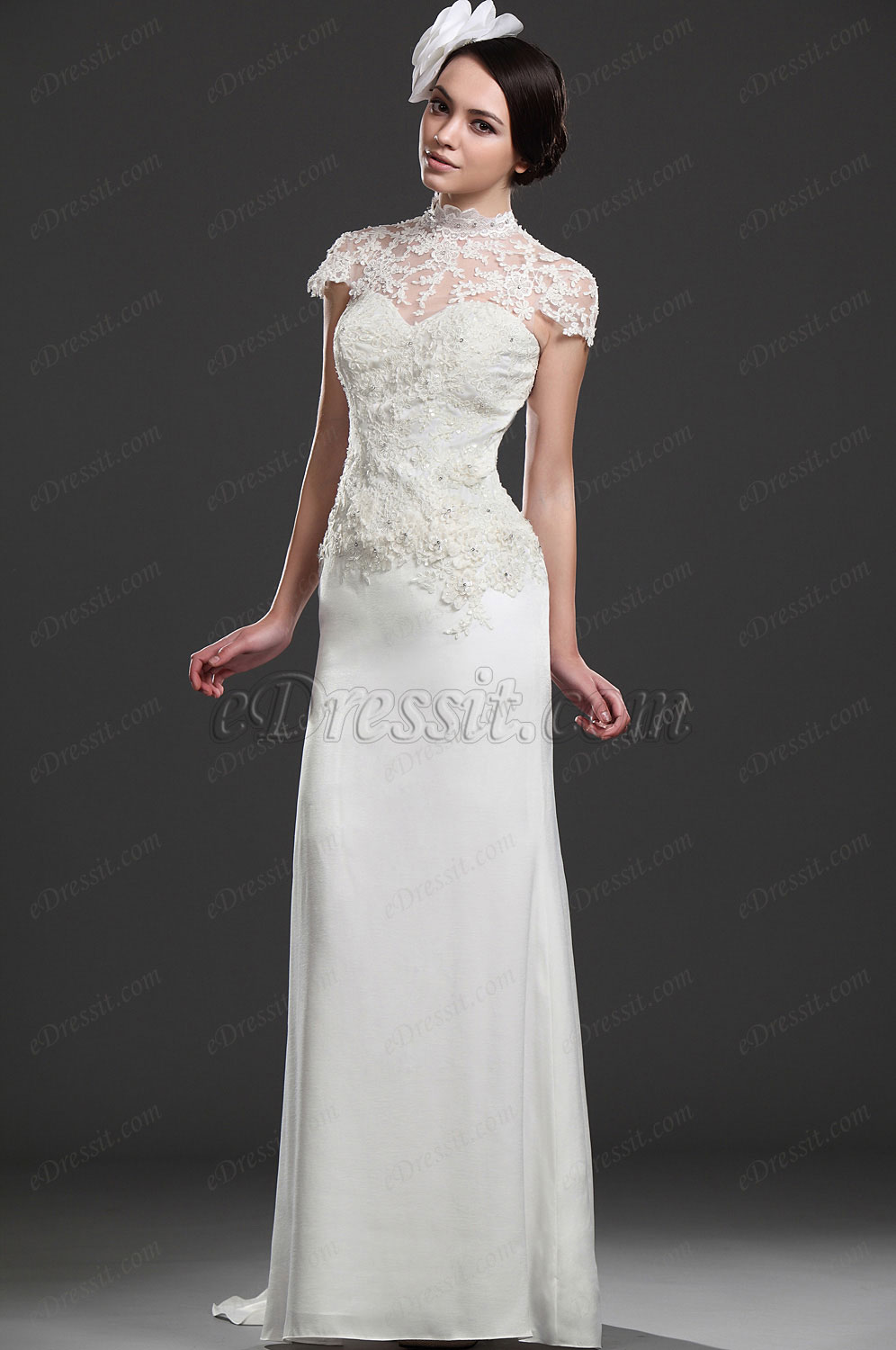 Elegant Lace Wedding Gown