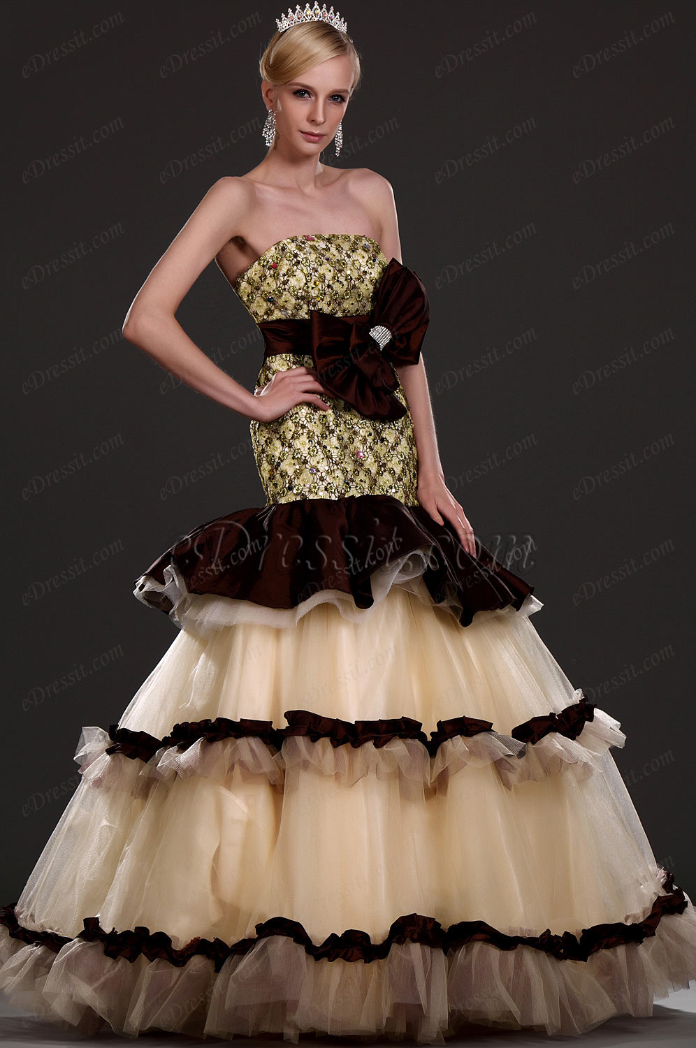 New Alluring Strapless Prom Gown