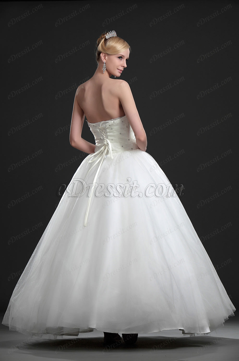 Wunderbar Perlen Traegerlos Brautkleid