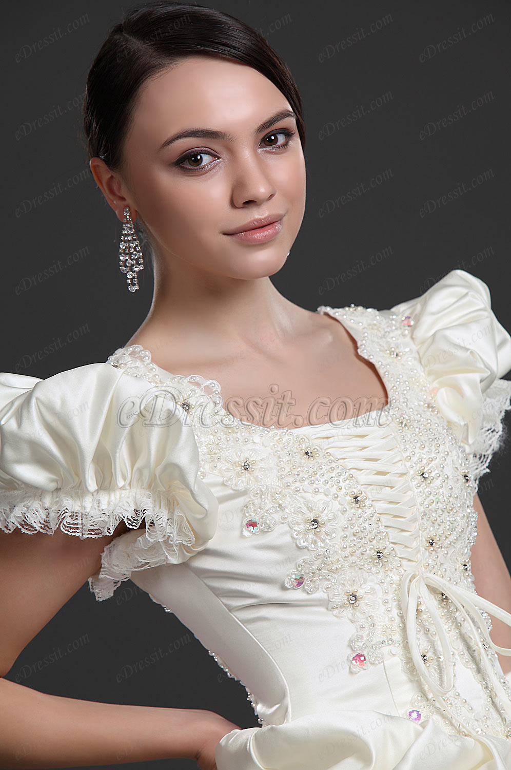 Eleganz Perlen Brautkleid