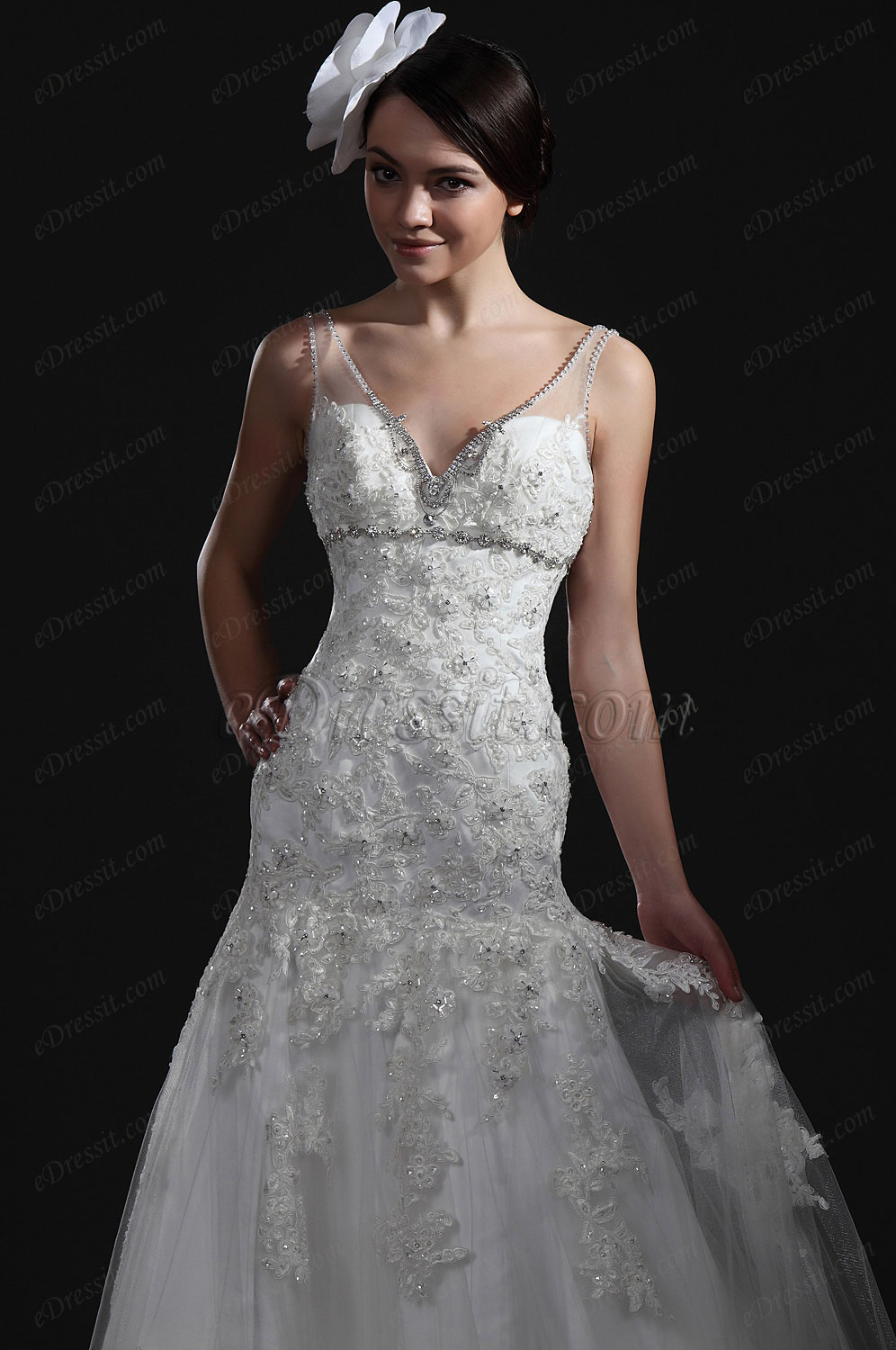 New Charming White Lace Wedding Gown