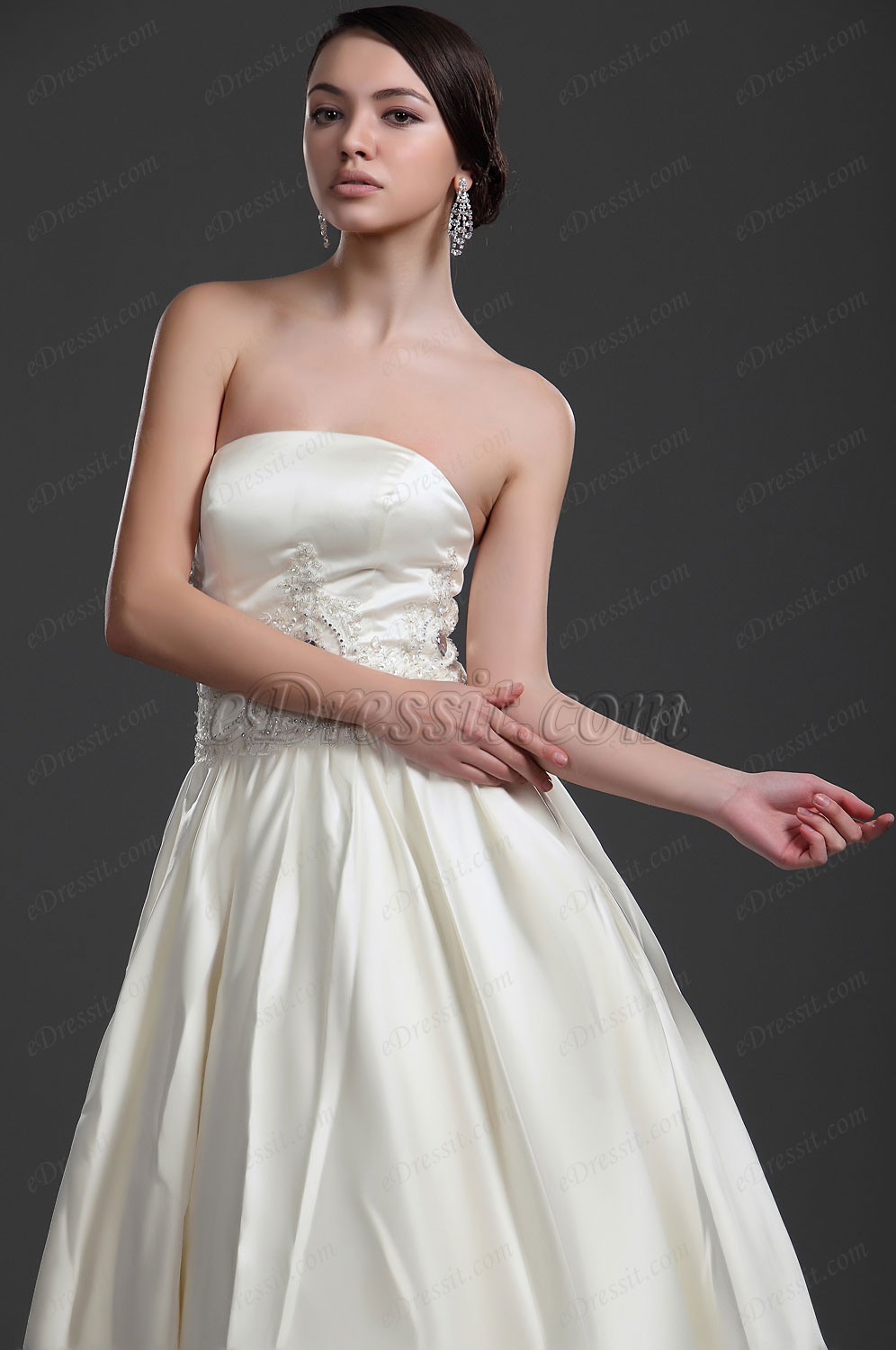 New Elegant Strapless Wedding Gown