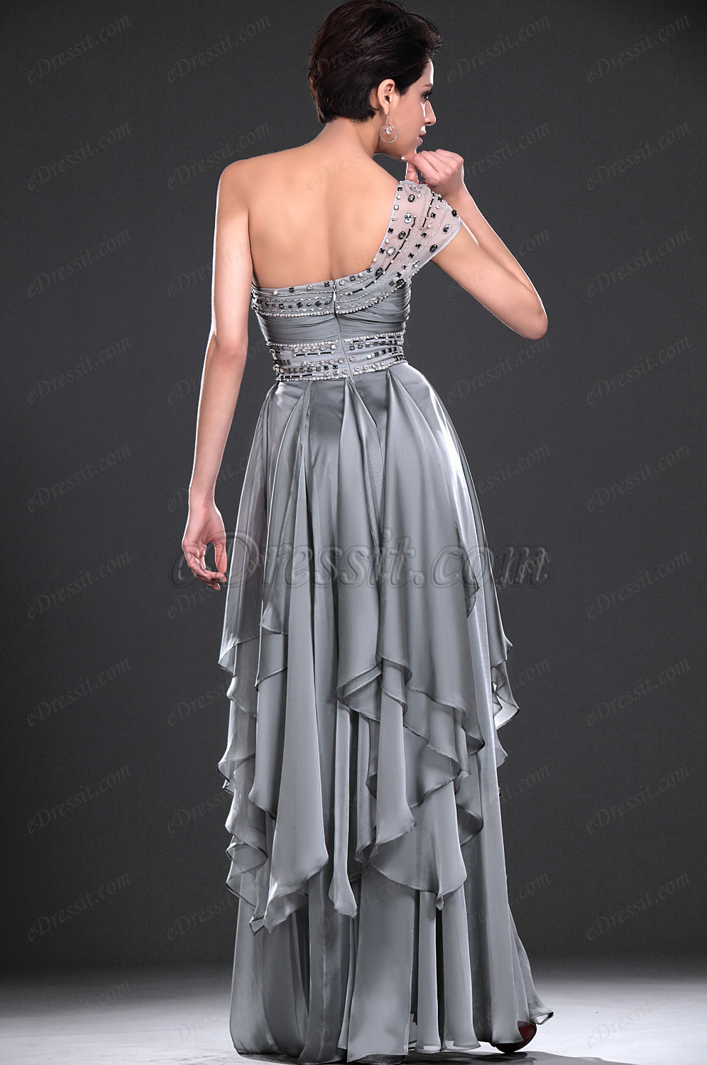 Новое очаровательное вечернее платье