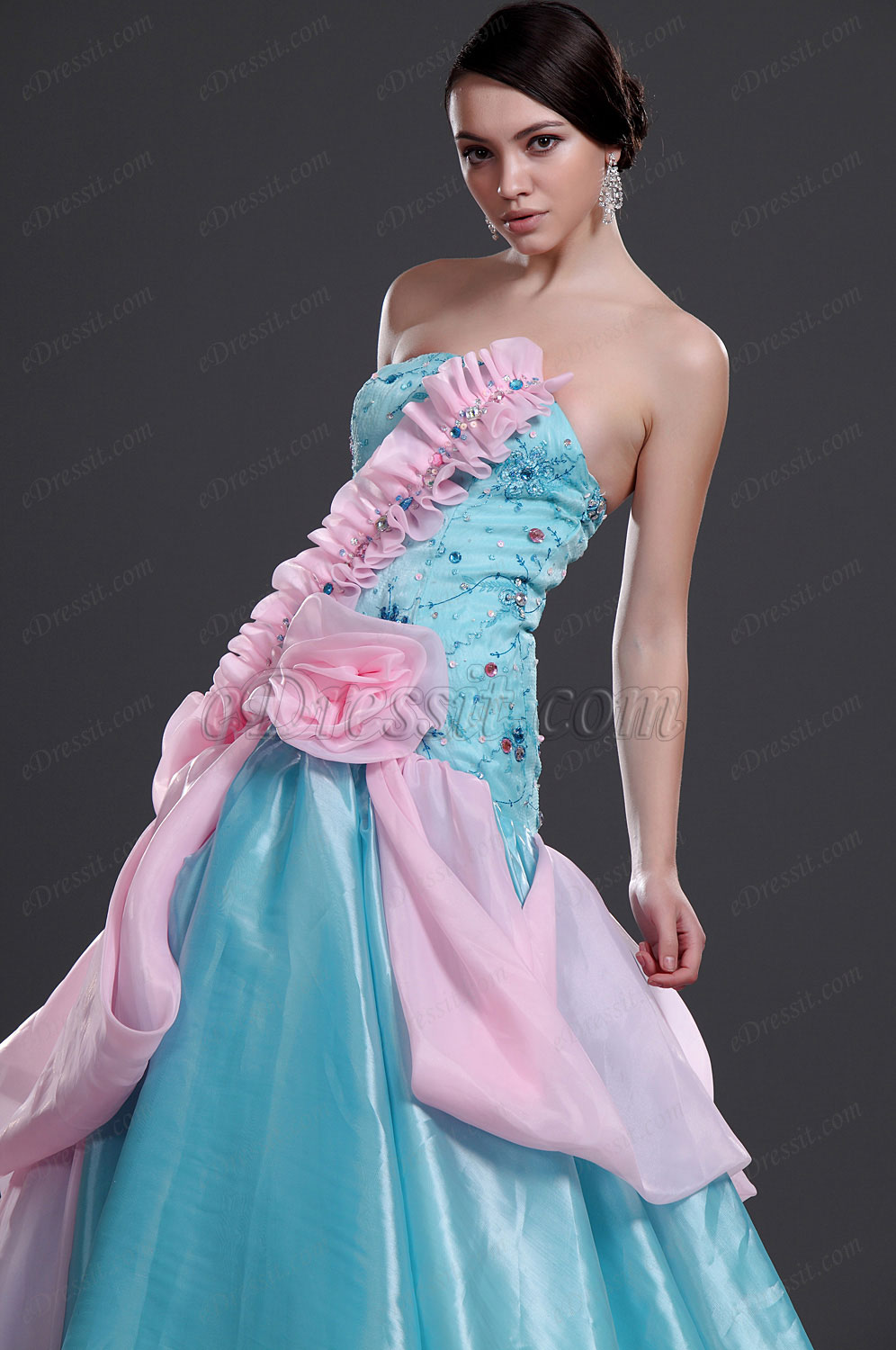 New Shimmering Strapless Prom Gown