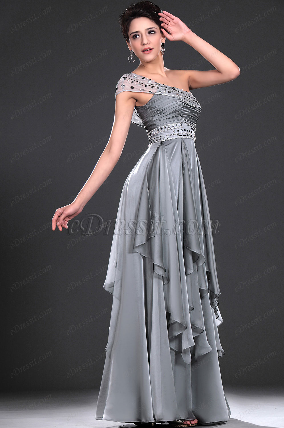 Новое очаровательное вечернее платье