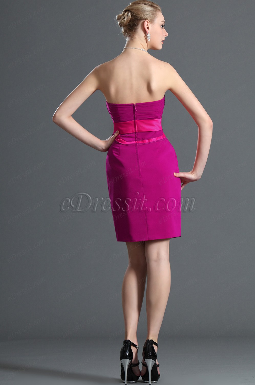 Attractive Strapless Cocktail Dress