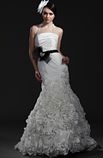 Neue Artikel Eleganzes Trägerlos Brautkleid