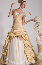 Очаровательное  бальное платье