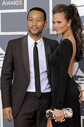 по заказу Chrissy Teigen Grammy  церемония награждения  платье