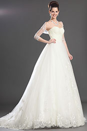 Marvelous Strapless Wedding Gown