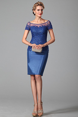 Robe de ville fourreau dentelle bleu roi col bateau