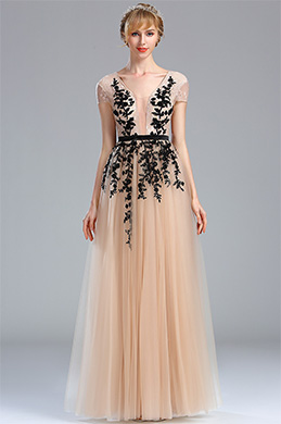 Robe de Soirée Classique Couleur Beige Robe de Soirée Classique Couleur Beige